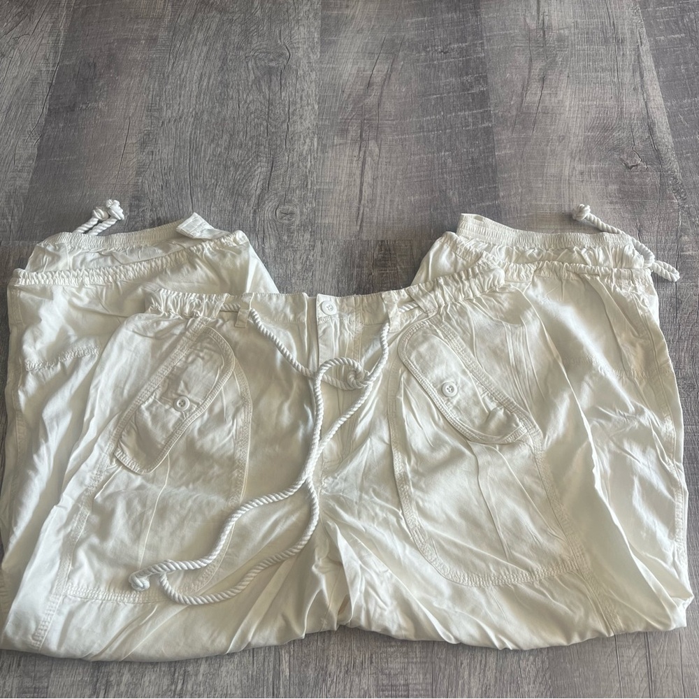 Free people Cargo/ Capri Pants - Picture 3 of 6